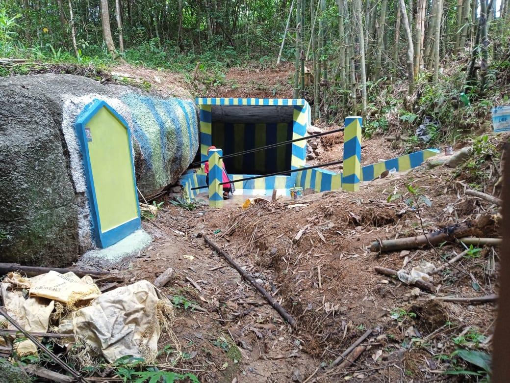 C:\Users\Lavinia Pde\Downloads\8200e99c-801e-4a46-93e7-f27c9f523d28 (1).jpg